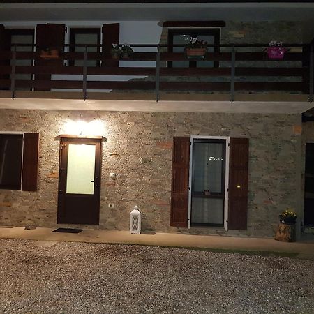 Bed And Breakfast Mon Amour Flagogna 외부 사진